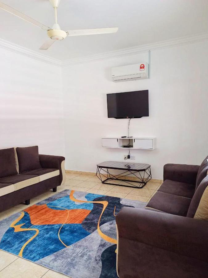 Mz Homestay Шах Алам Екстериор снимка